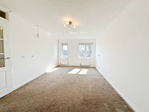 Lounge- click for photo gallery